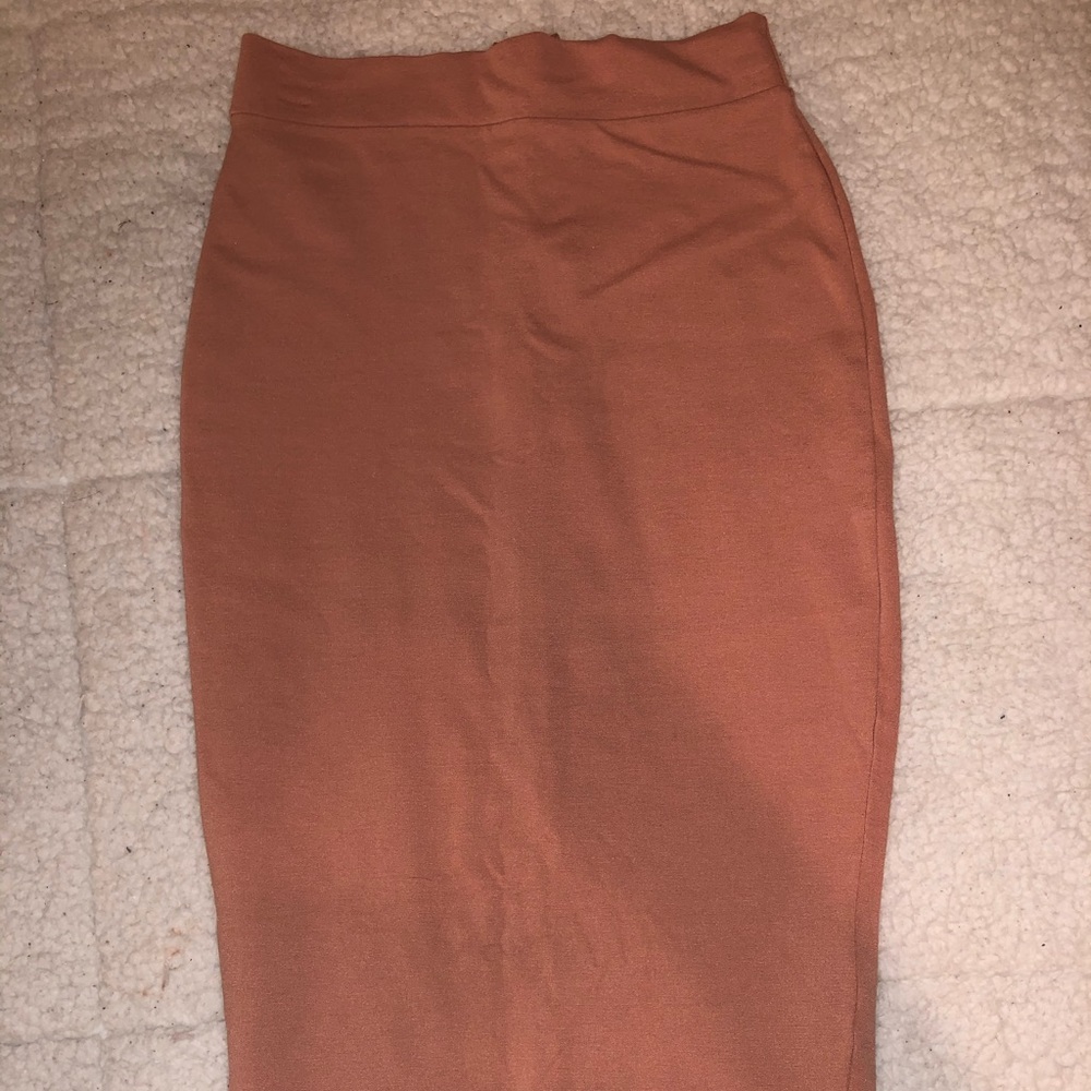 Nude Pencil Skirt